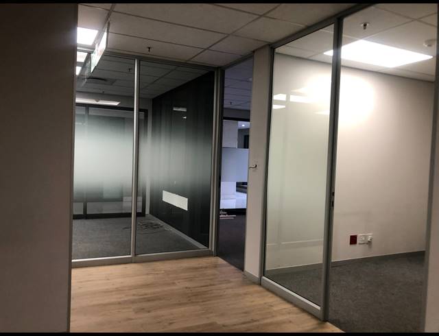 863M² OFFICE TO LET IN ROSEBANK